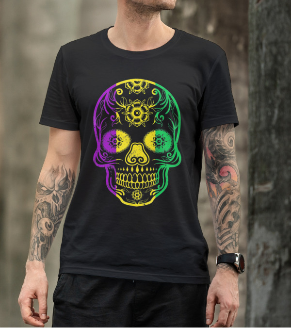 Mardi Gras Skull In Vibrant Purple Green And Yellow Fat Tuesday Colors T-Shirt