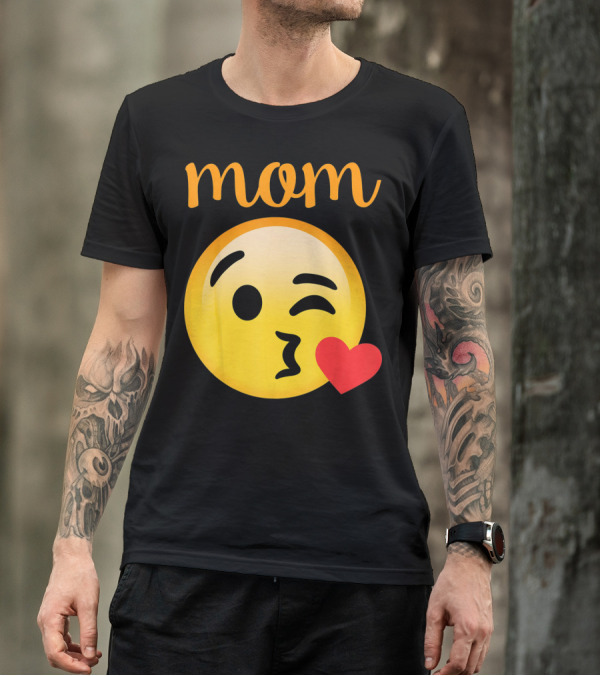 Mom Kissing Emoji Heart Kiss Emoji T-Shirt