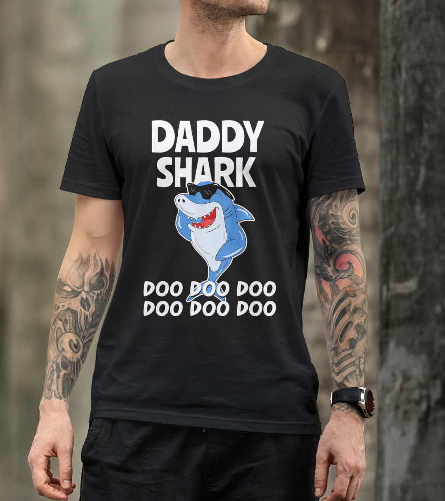 Daddy Shark Doo Doo Doo Cool Sunglasses Shark Fun T-Shirt