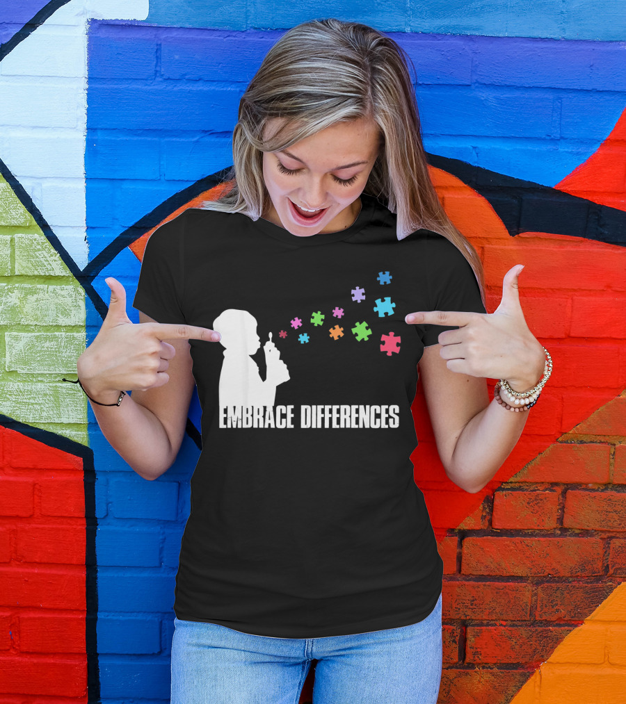 Embrace Differences Support Auti Autism Puzzle Pieces Bubbles T-Shirt
