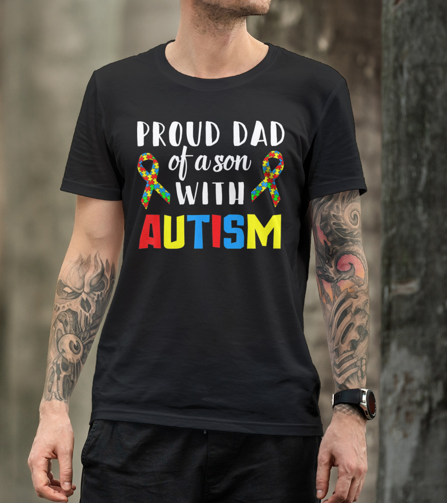 Proud Dad Of A Son With Autism Puzzle T-Shirt