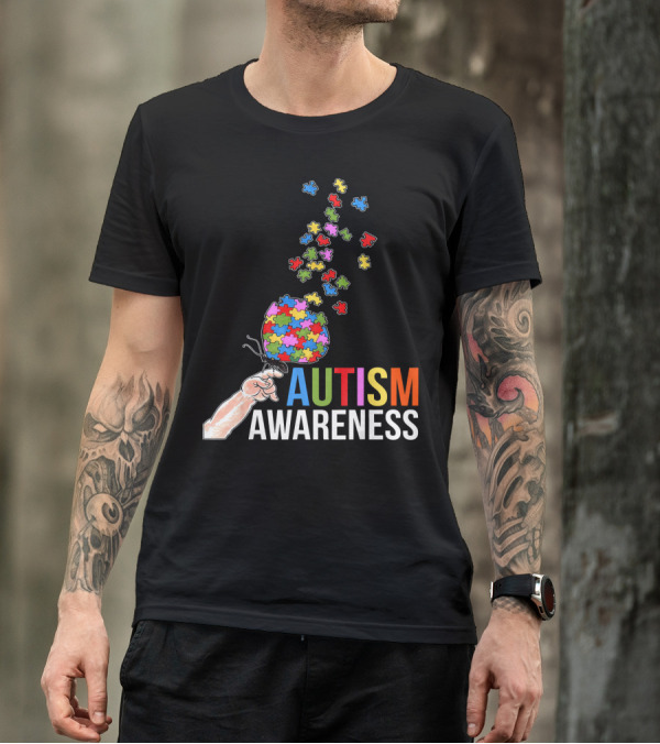 Autism Awareness Butterfly Puzzle Pieces Balloon T-Shirt