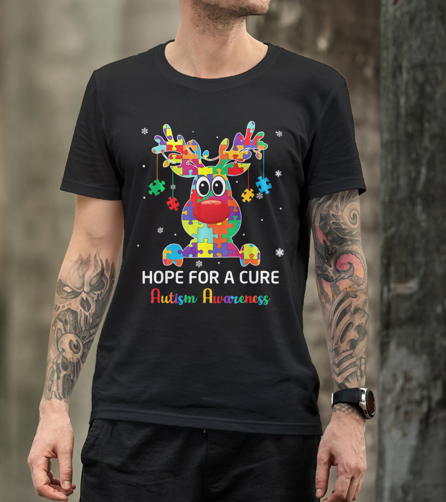 Hope For A Cure Autism Awareness Reindeer Puzzle Pieces Snowflakes T-Shirt