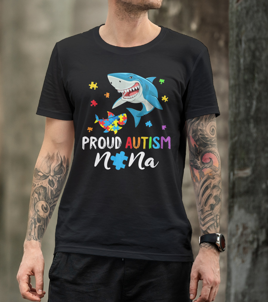 Proud Autism Nana Shark With Colorful Puzzle Pieces T-Shirt