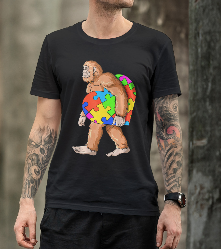Bigfoot Holding Heart-Shaped Autism Awareness Puzzle T-Shirt