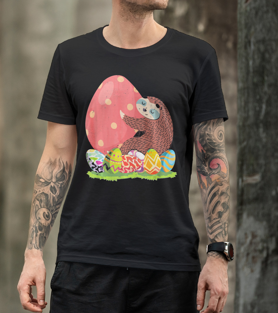 Girls Sloth Easter Women Funny Easter Egg Hug T-Shirt