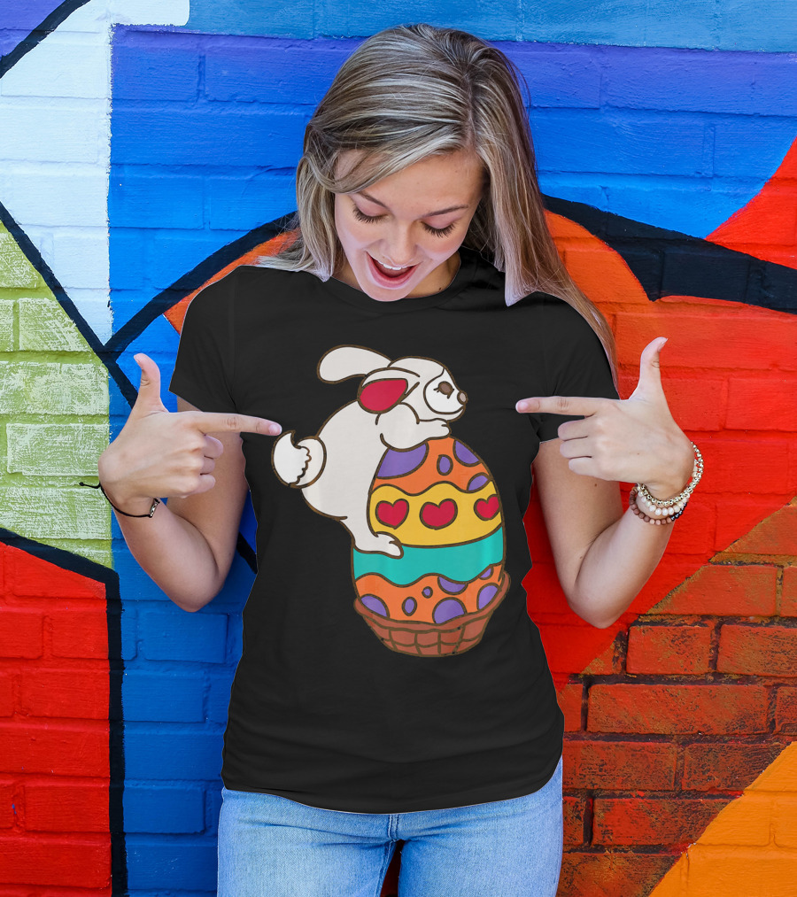 Easter Bunny Hugging Colorful Heart Patterned Egg T-Shirt