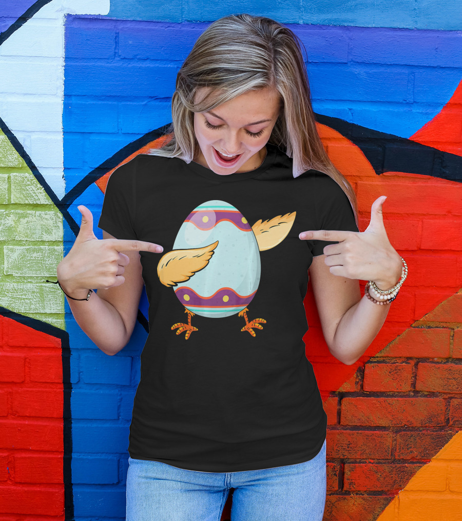 Happy Easter Day Funny Dabbing Egg With Wings And Feet T-Shirt