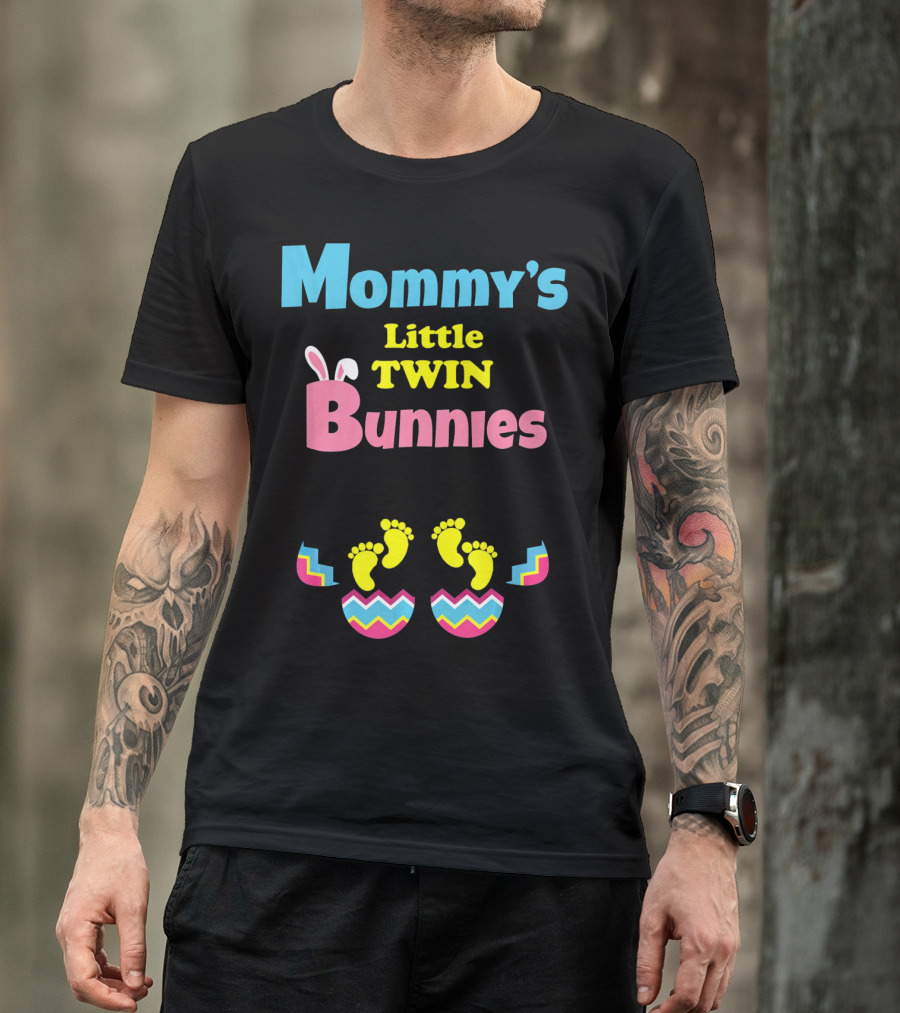 Mommy's Little Twin Bunnies Easter Expecting Mom Twins Pregnancy Ann T-Shirt