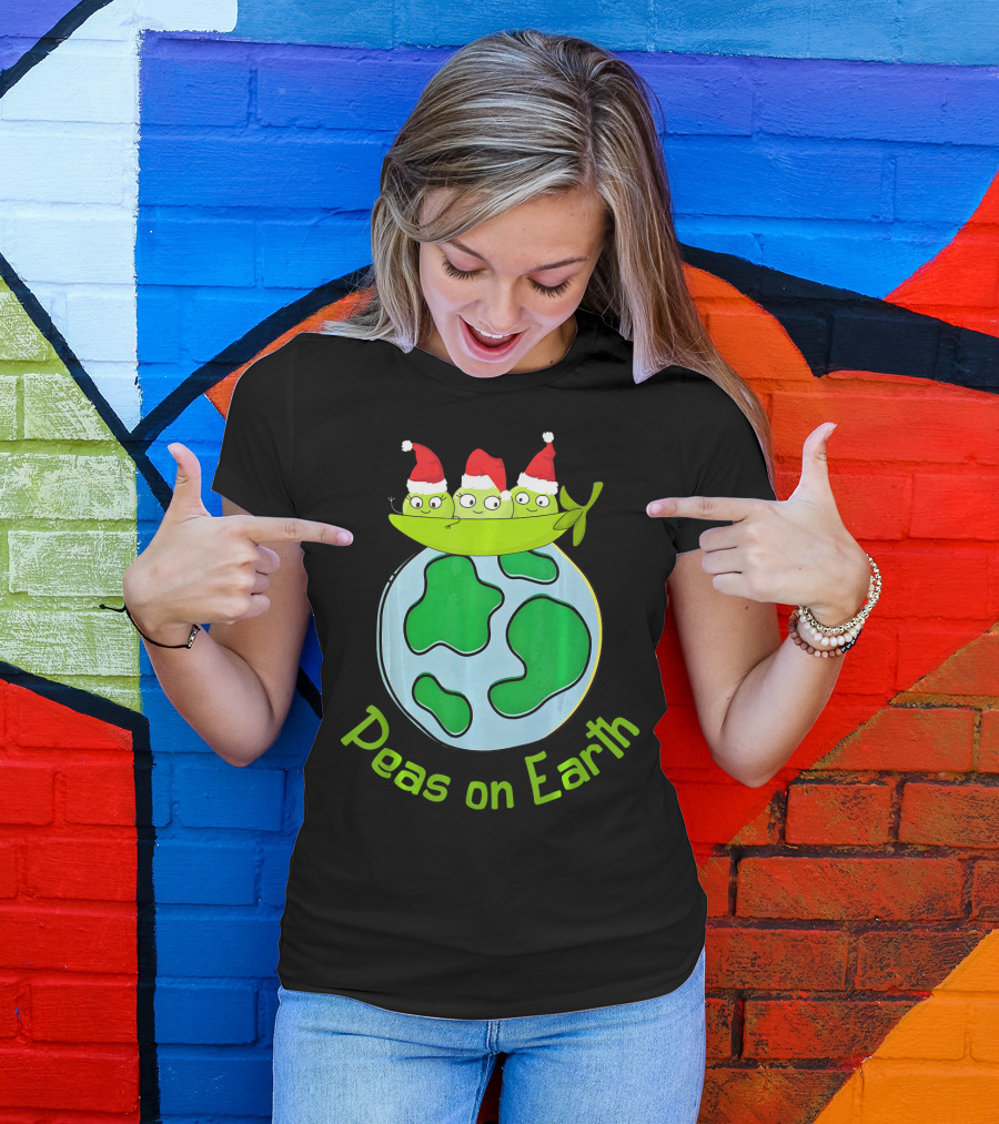 Christmas Peas On Earth With Santa Hat Vegetables On Globe T-Shirt