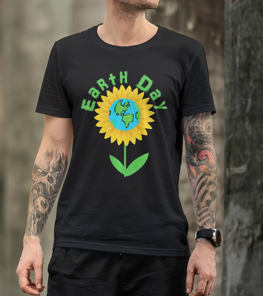 Earth Day Sunflower With Globe For Science Teacher T-Shirt