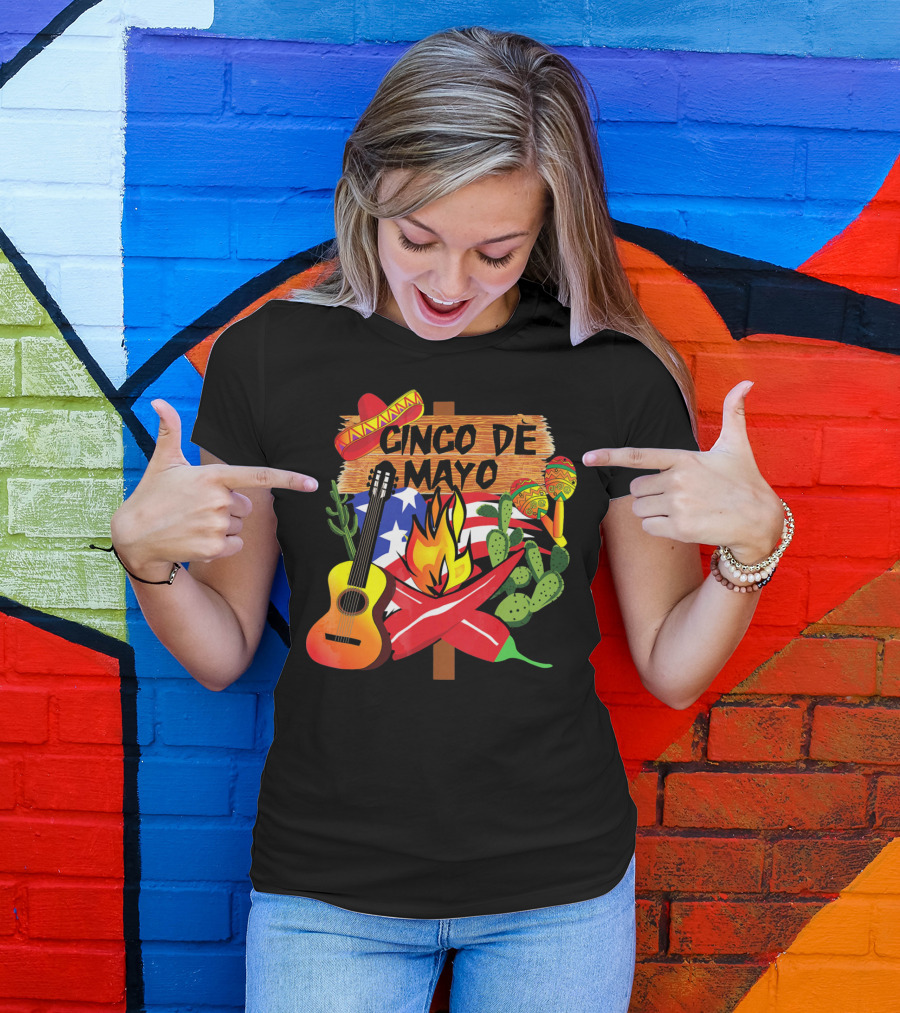 Cinco De Mayo America Loves Mexico With Sombrero Guitar Peppers Cactus And Maracas T-Shirt