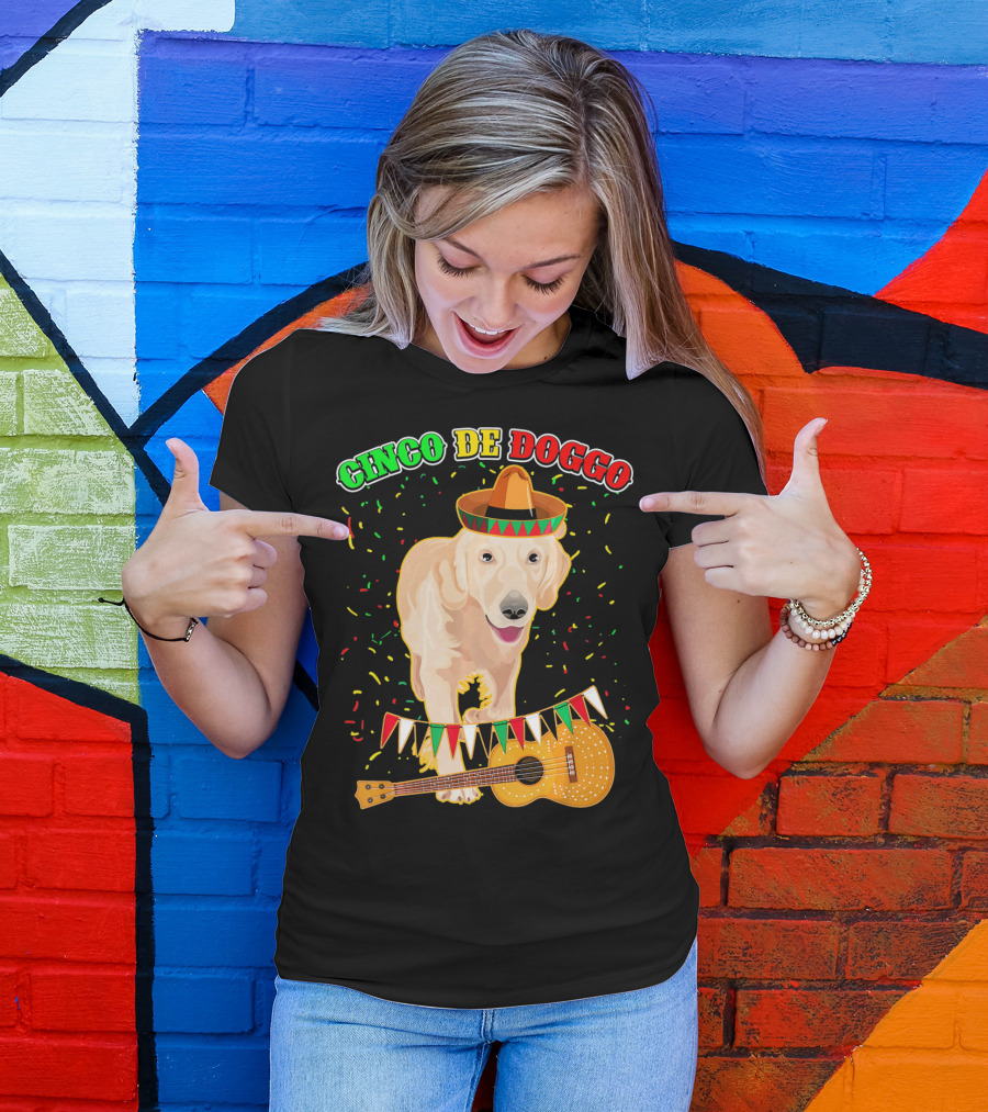 Cinco De Doggo Golden Retriever Sombrero Guitar Fiesta T-Shirt