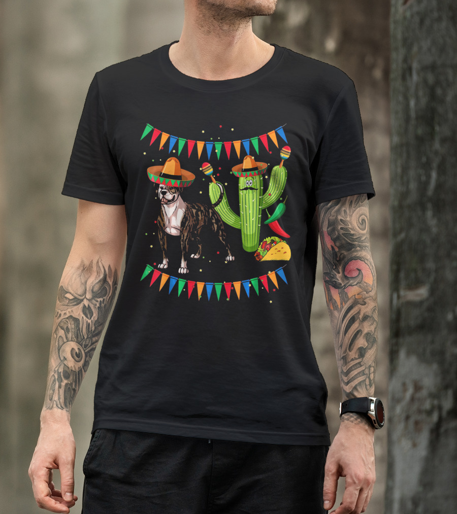 Sombrero American Bulldog Dog Mexico Cactus Chili Taco Fiesta T-Shirt