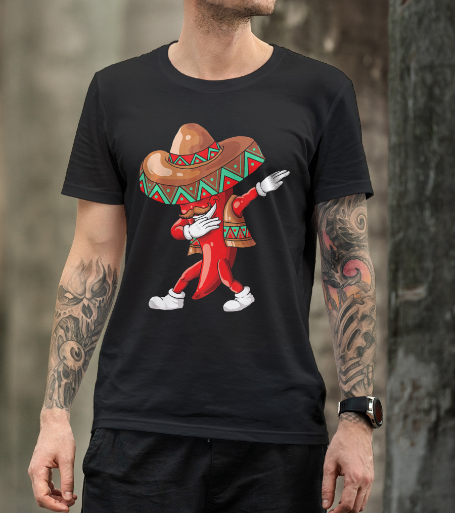 Funny Dabbing Cinco De Mayo Chili Pepper With Sombrero T-Shirt