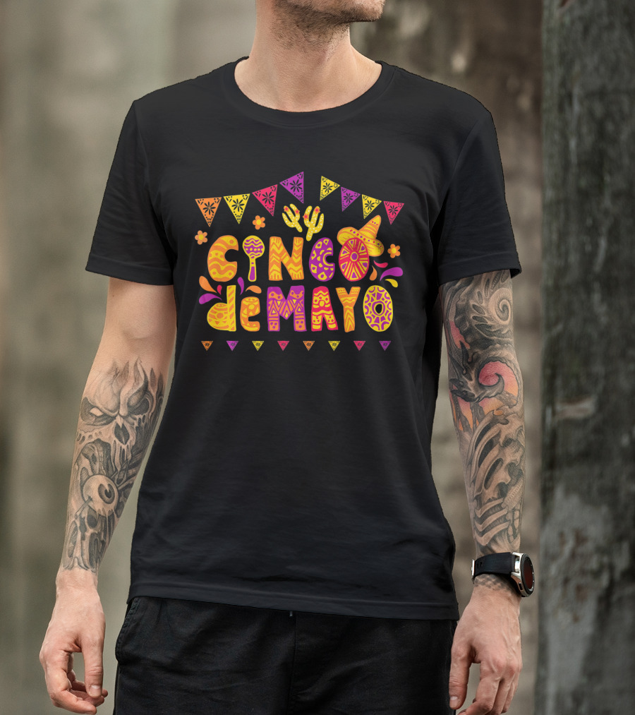 Cinco De Mayo Fiesta Celebration With Cactus And Sombrero T-Shirt