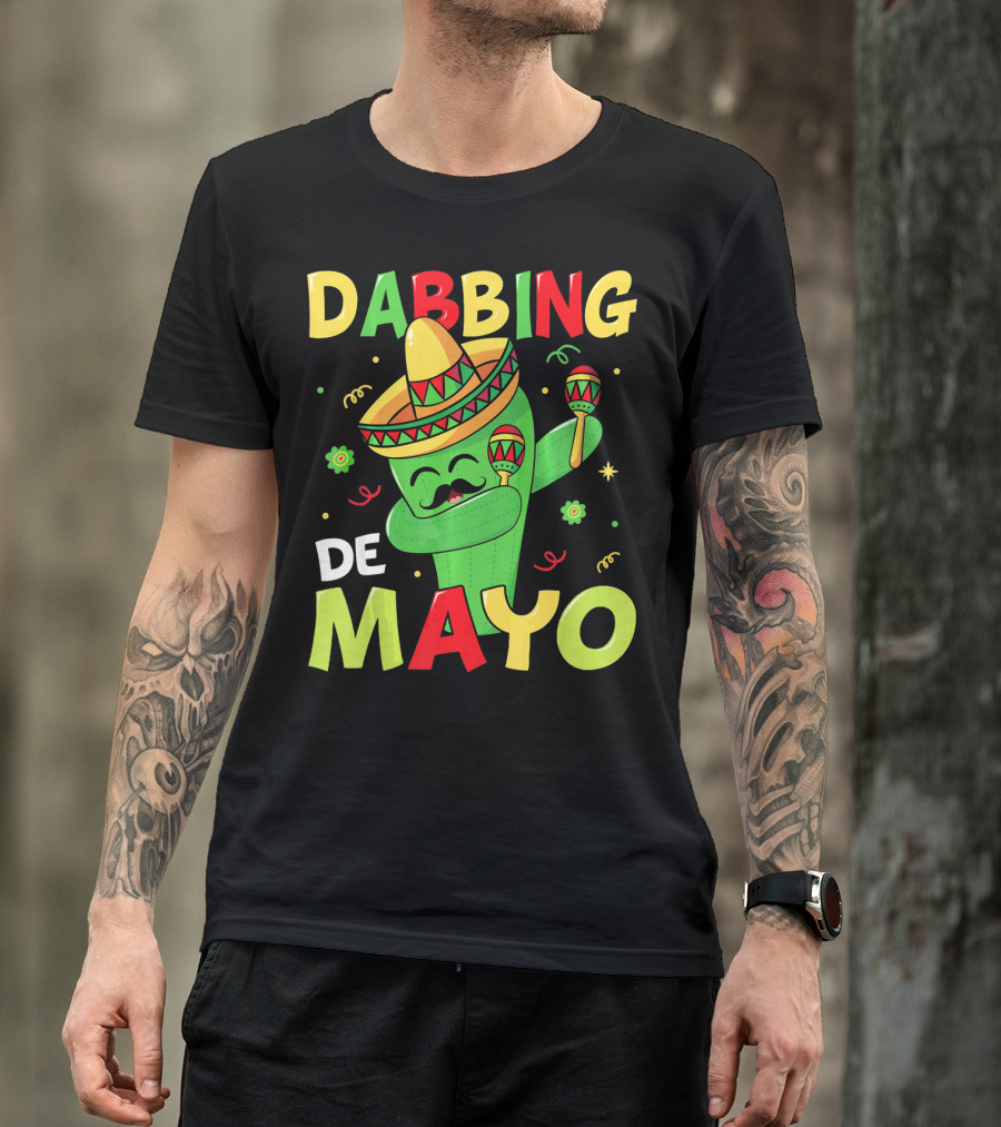Dabbing Cactus Cinco De Mayo Sombrero Maracas T-Shirt