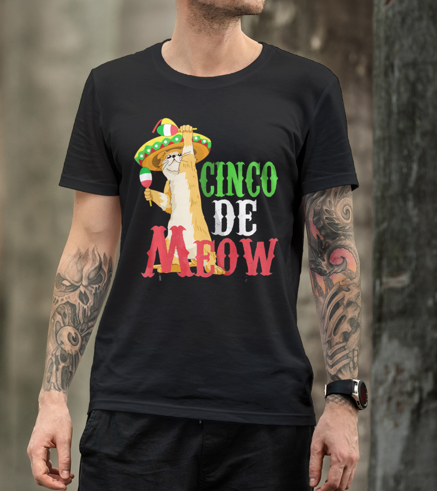 Cinco De Mayo Cinco De Meow Cat Sombrero Maracas T-Shirt