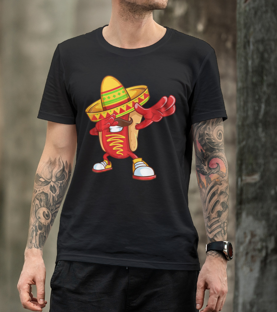 Funny Dabbing Hotdog Sombrero Mexican Cinco De Mayo T-Shirt