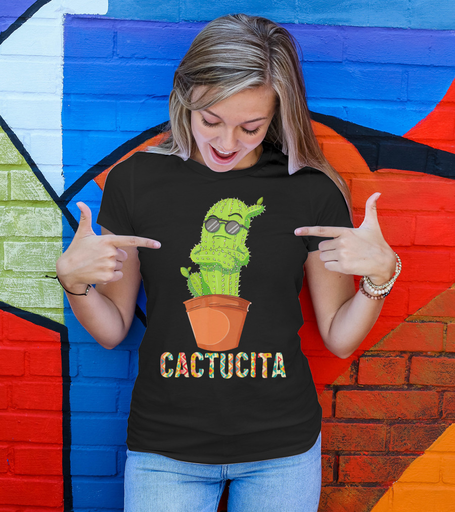 Mamacita Cactus Cactucita Cinco De Mayo Cactus With Sunglasses In Pot T-Shirt