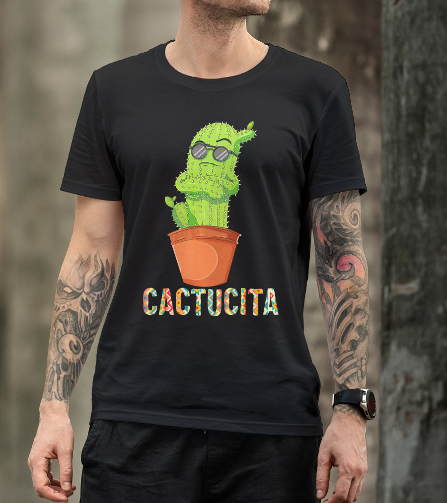 Mamacita Cactus Cactucita Cinco De Mayo Cactus With Sunglasses In Pot T-Shirt