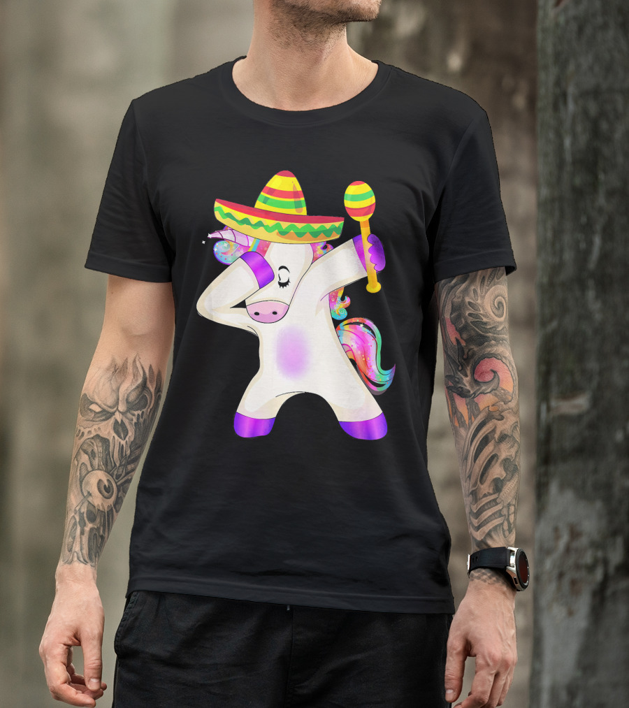 Cinco De Mayo Dabbing Unicorn Sombrero Maracas T-Shirt