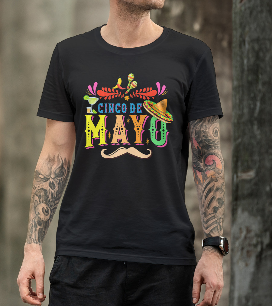 Cinco De Mayo Fiesta Sombrero Maracas Mustache T-Shirt