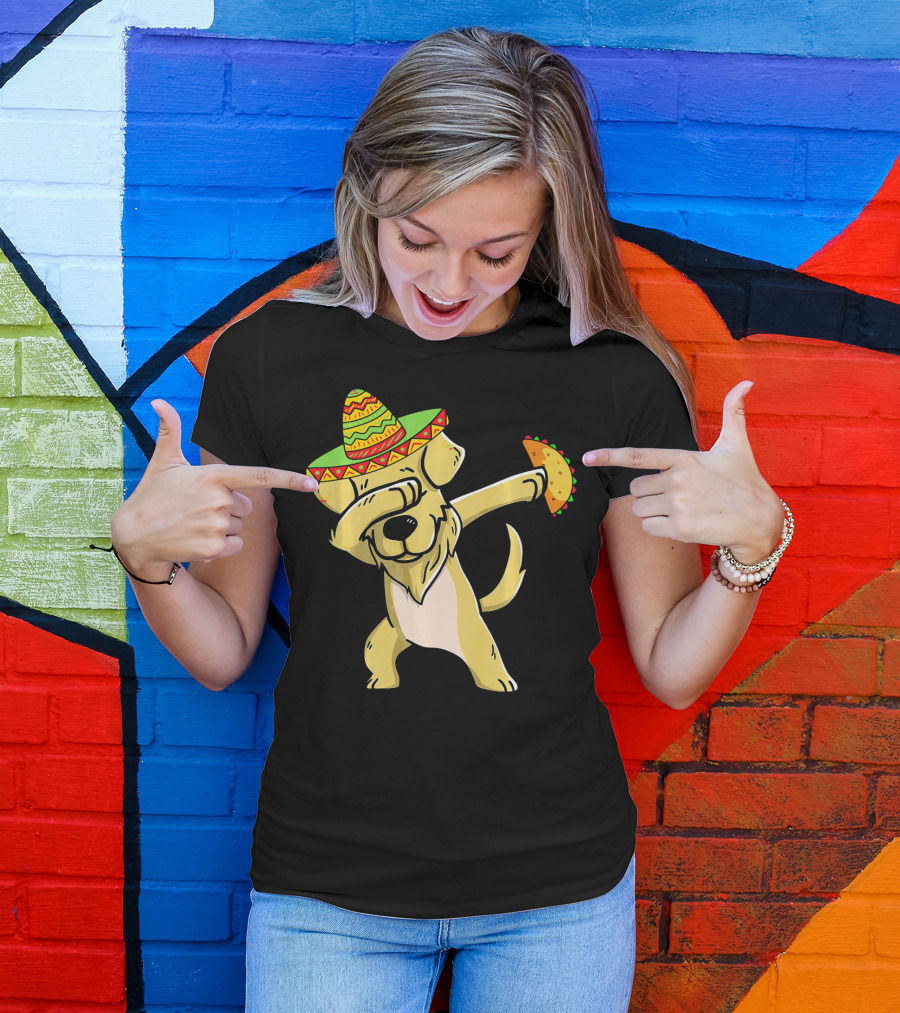 Golden Retriever Dabbing With Sombrero And Taco T-Shirt