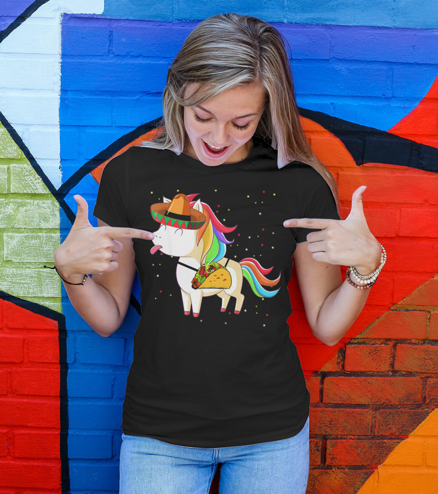 Sombrero Taco Unicorn Cinco De Mayo T-Shirt