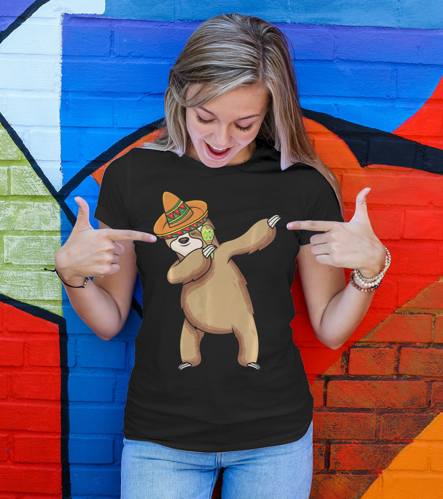 Dabbing Sloth Sombrero Cinco De Mayo Dance T-Shirt