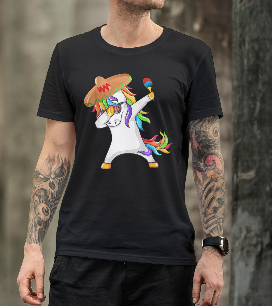 Sombrero Unicorn Dabbing With Maracas Cinco De Mayo T-Shirt