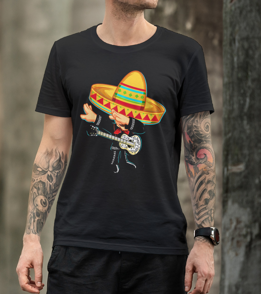 Dabbing Mexican Mariachi With Guitar Sombrero Cinco De Mayo T-Shirt