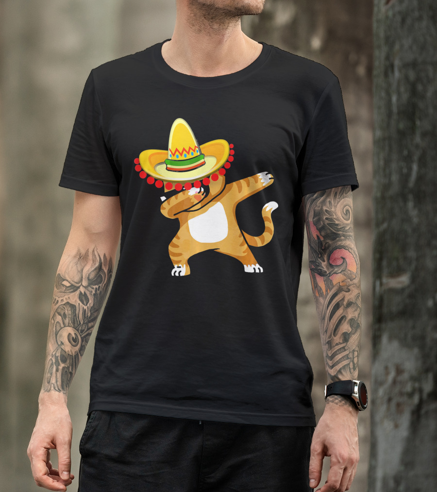 Cinco De Mayo Cat Dabbing Sombrero Fun T-Shirt
