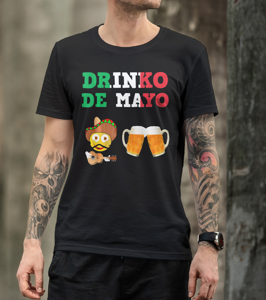 Drinko De Mayo Sombrero Guitar Emoji Beer Mugs T-Shirt