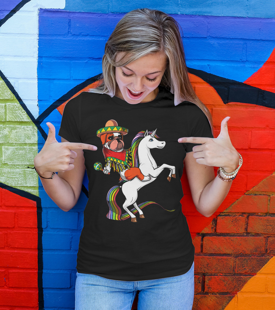 English Bulldog Riding Unicorn Cinco De Mayo Fiesta Hat And Maracas T-Shirt