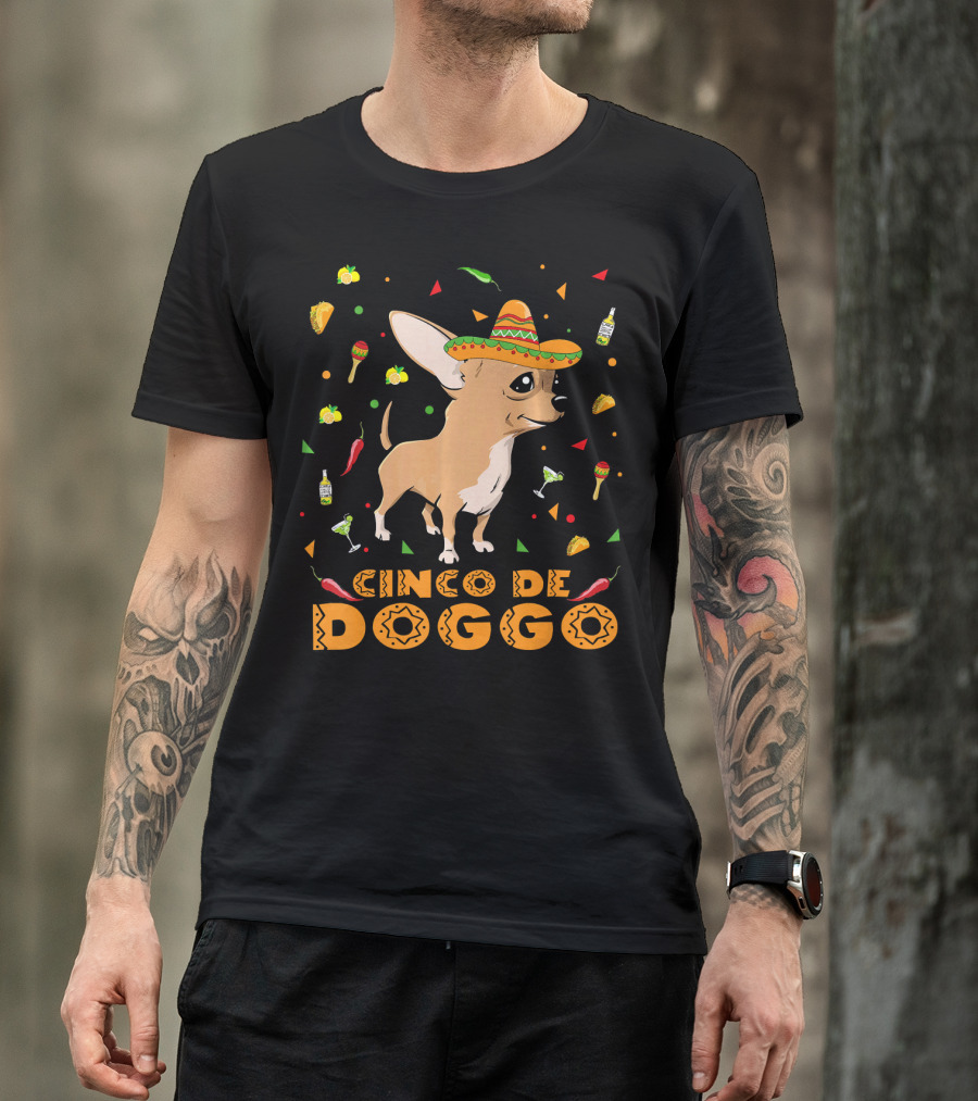 Cinco De Doggo Chihuahua Sombrero Mexican Fiesta Peppers Tequila T-Shirt