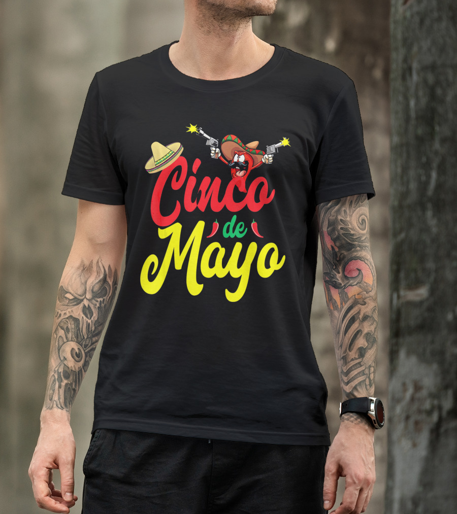 Cinco De Mayo Mexican Party Fiesta Sombrero Chili Pistols T-Shirt
