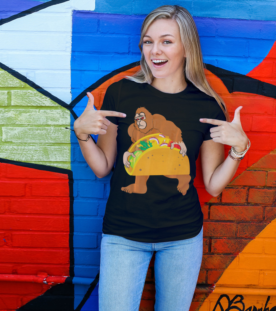 Bigfoot Taco Cinco De Mayo T-Shirt