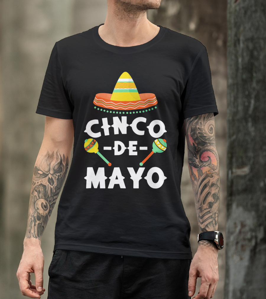 Cinco De Mayo Sombrero And Maracas T-Shirt
