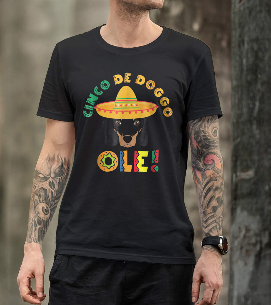 Cinco De Doggo Ole Dachshund Sombrero T-Shirt