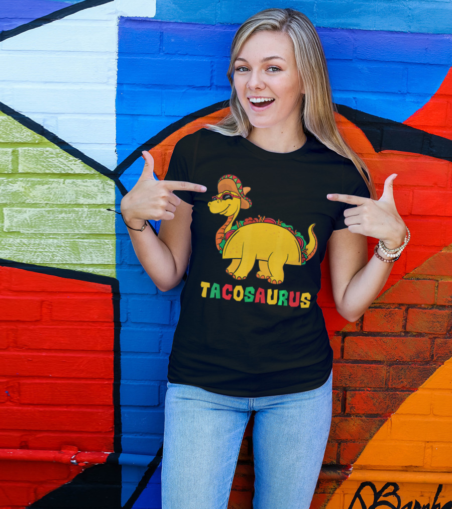 Tacosaurus Dinosaur With Sombrero For Cinco De Mayo T-Shirt