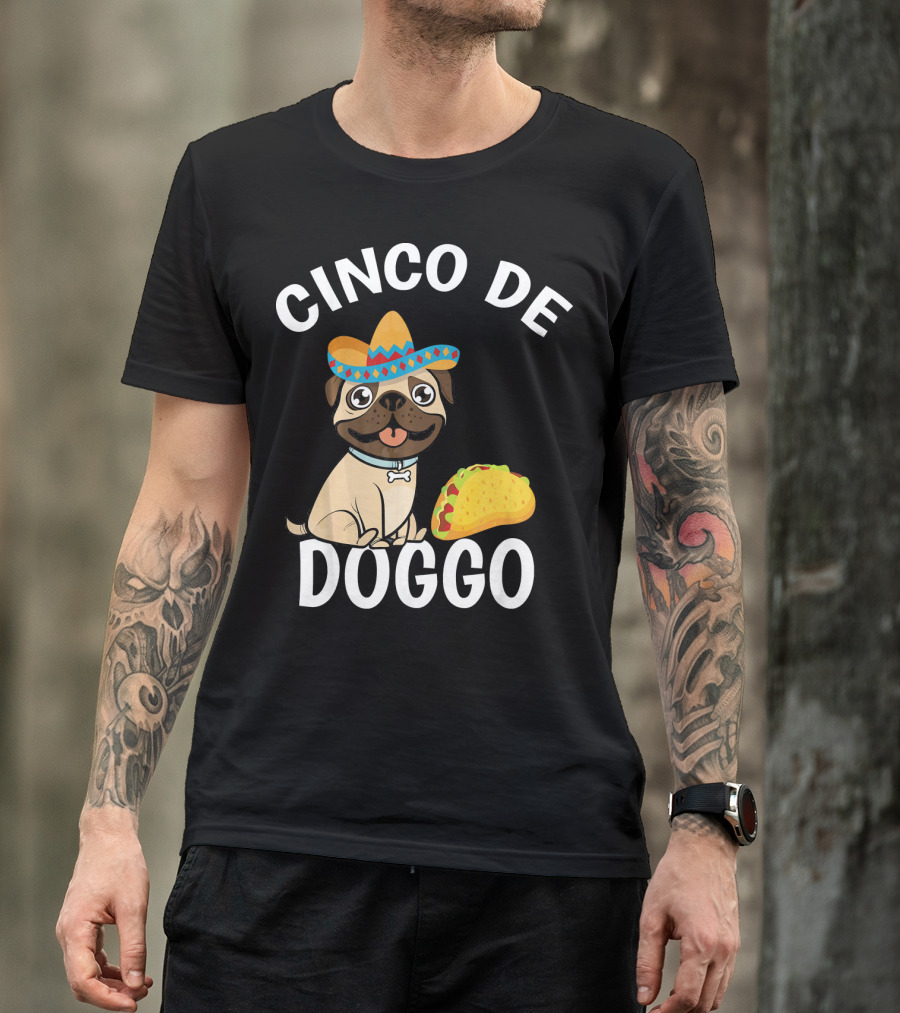 Cinco De Doggo Mexican Pug Sombrero Taco T-Shirt
