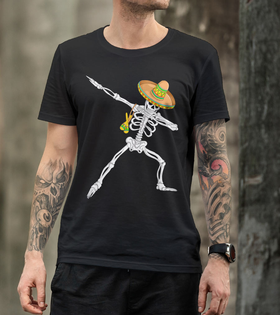 Cinco De Mayo Dabbing Skeleton Sombrero Dance T-Shirt