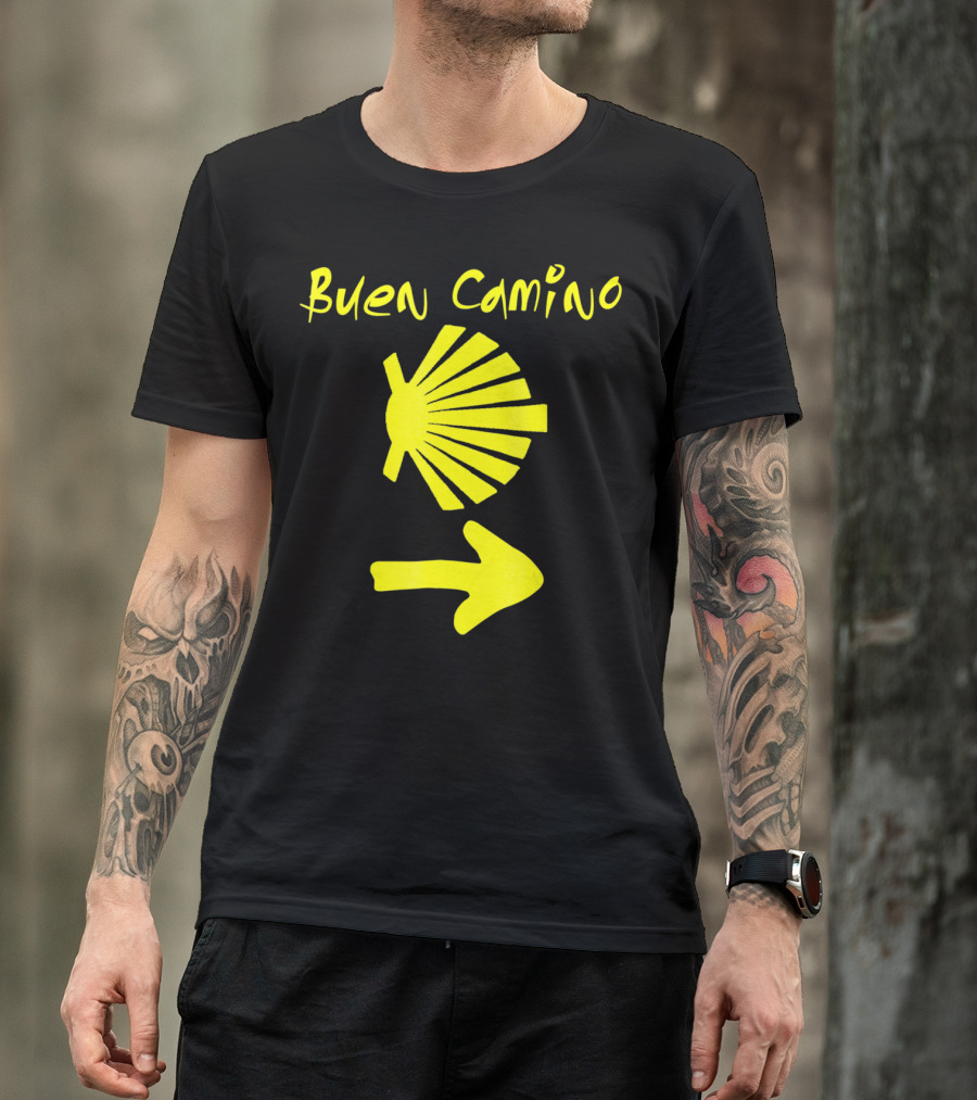 Buen Camino Santiago Yellow Shell Arrow T-Shirt