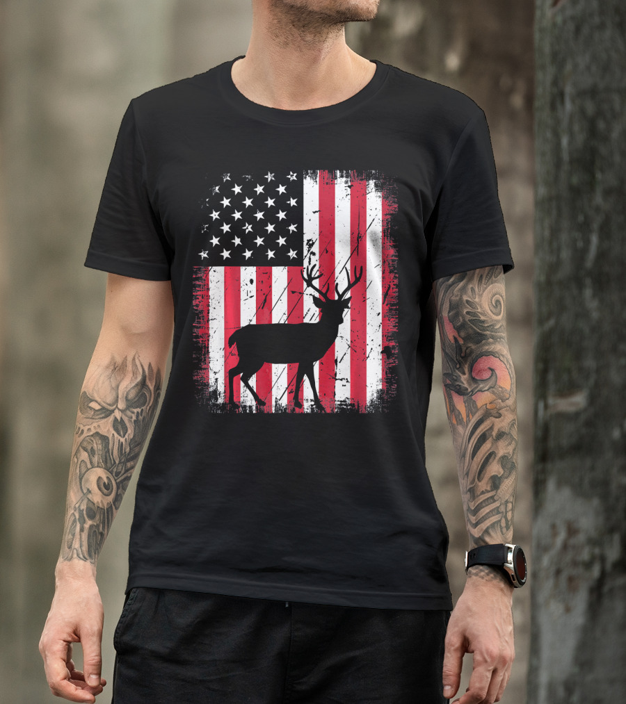 Vintage Deer USA American Flag Fourth Of July T-Shirt