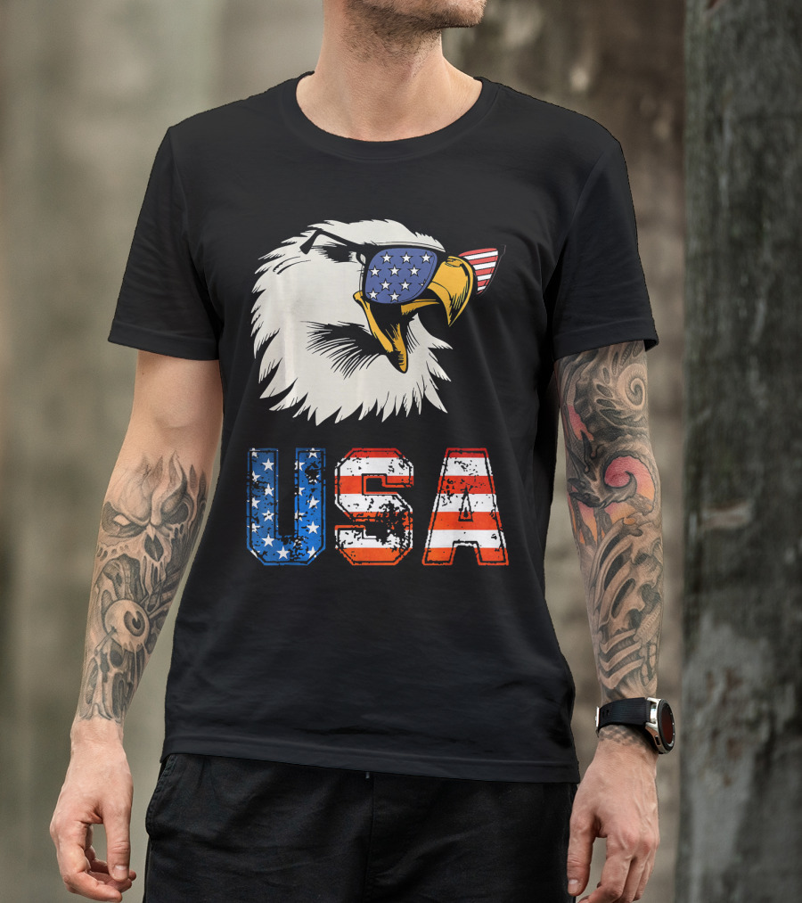 USA Patriotic Eagle American Eagle Flag Sunglasses T-Shirt