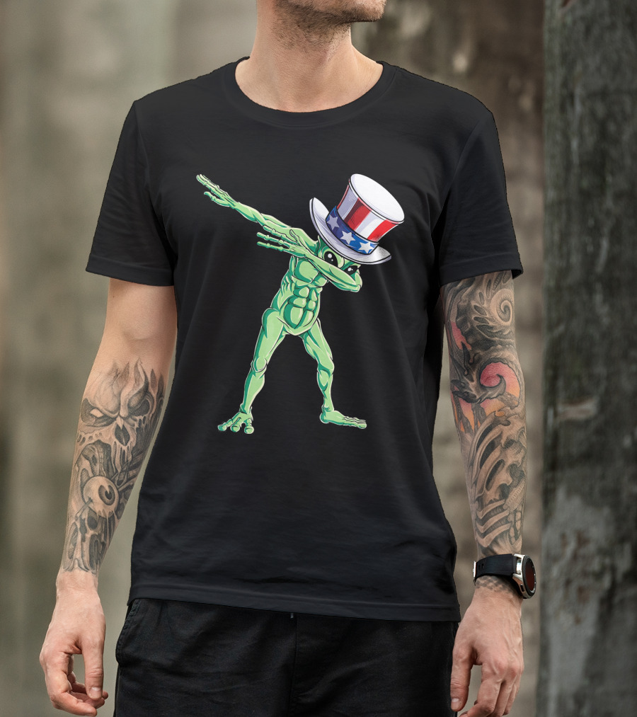 Dabbing Alien In American Uncle Sam Hat T-Shirt