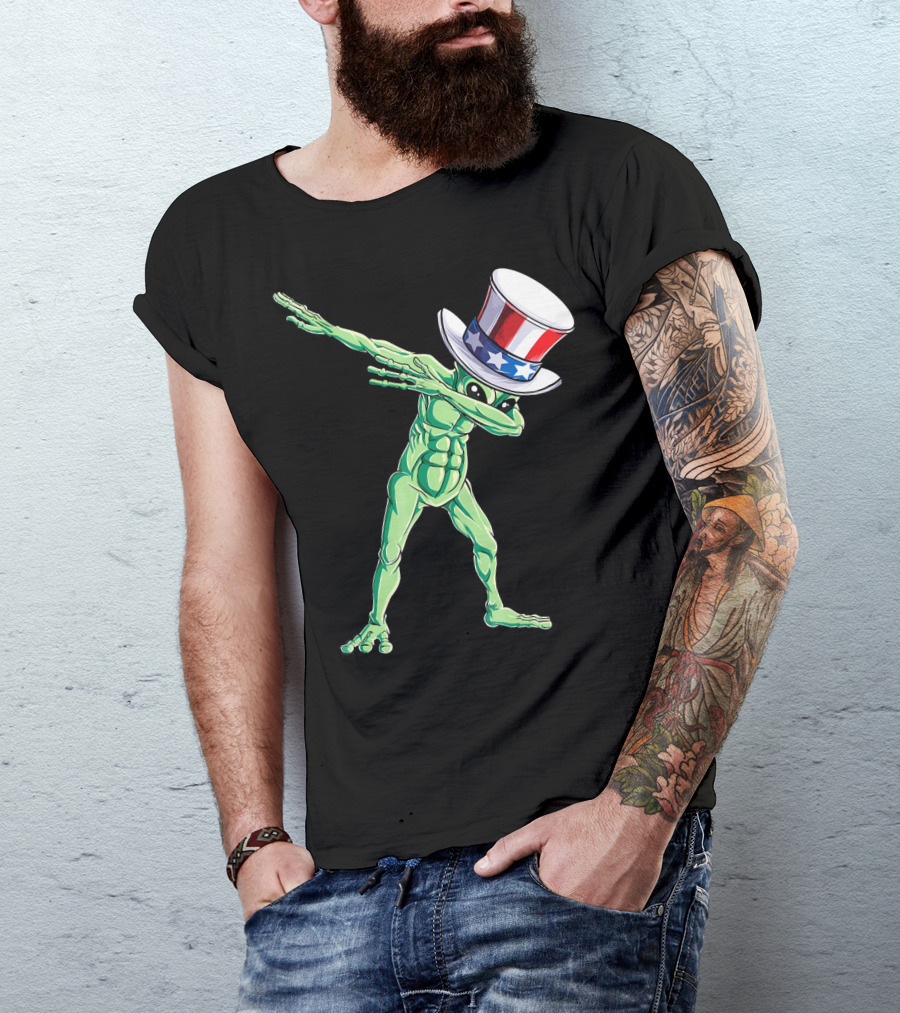 Dabbing Alien In American Uncle Sam Hat T-Shirt