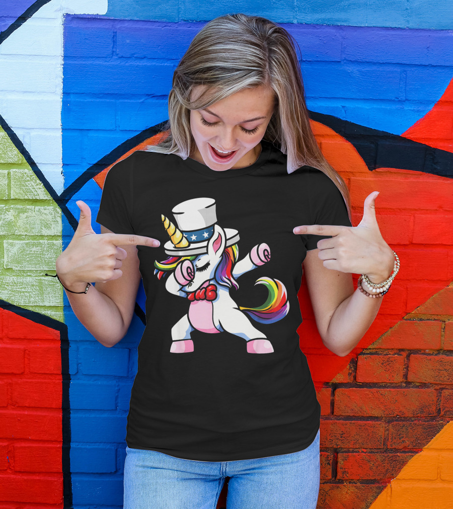 Girls Dabbing Unicorn With Patriotic American Hat T-Shirt