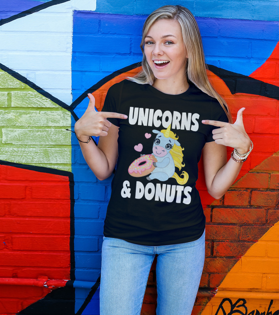 Unicorns And Donuts Cute Vintage Donuts Hearts T-Shirt